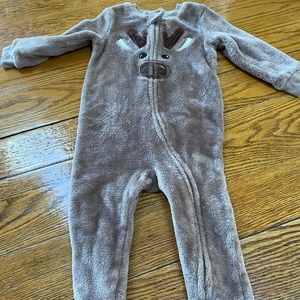 North Pole tan reindeer sleeper.  Size 18 mo.  Good condition